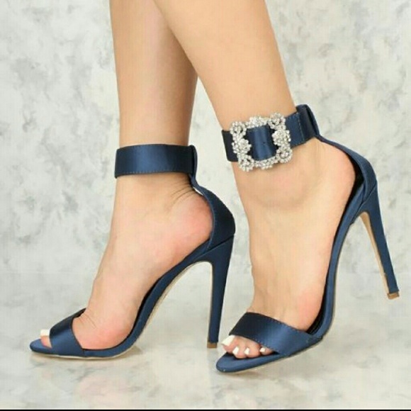 Cape Robbin Shoes - Brand New Navy Heels